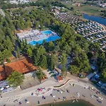 Aldeamento Turístico Maistra Valkanela Mobile Homes Funtana