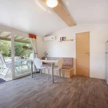Maistra Valkanela Mobile Homes Semesterpark 4*