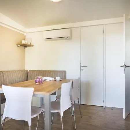 Semesterpark Maistra Valkanela Mobile Homes 4*