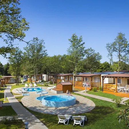 Maistra Valkanela Mobile Homes 4* Funtana